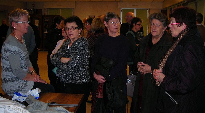 2011-01-21 04 On attend la galette.JPG